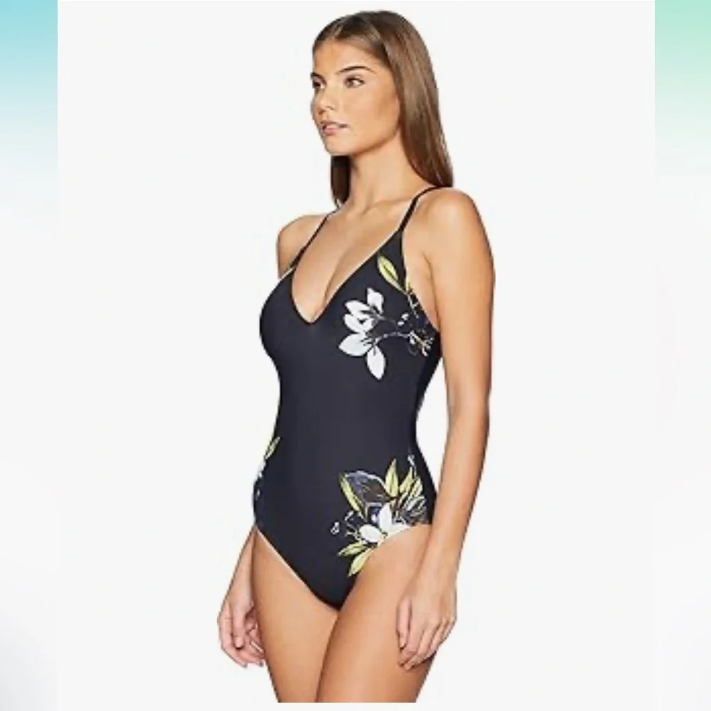 La Blanca Dirty Martini Lingerie Lace Back Mio One-Piece - Picture 5 of 6